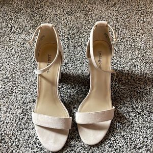 Francesca heels, wore once, 8M